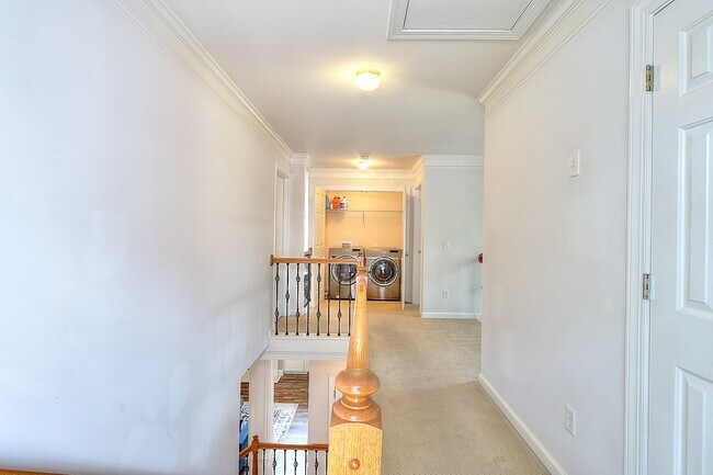 Building Photo - 2377 Mill Ridge Trail