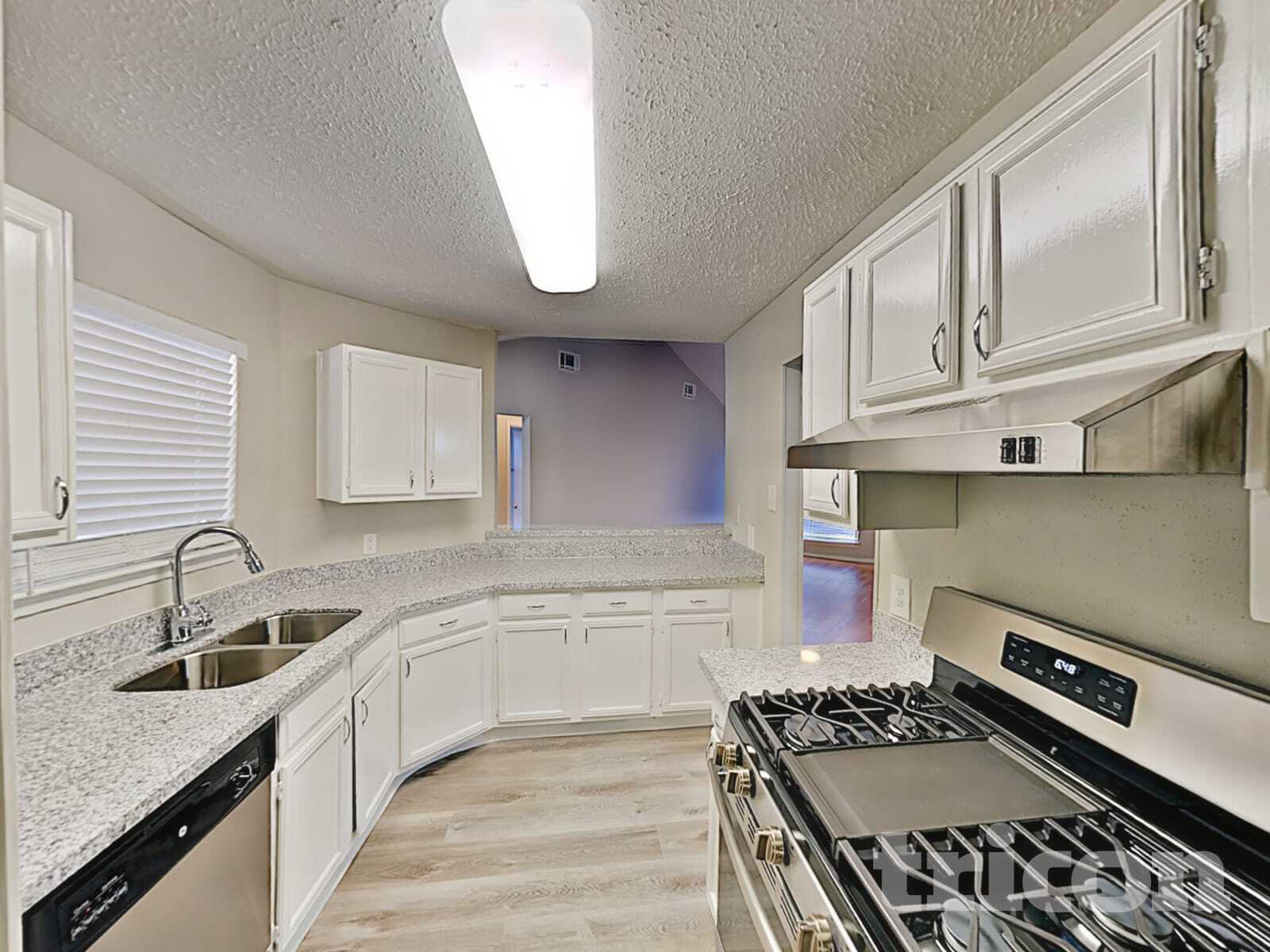 Building Photo - 18603 Bridoon Dr