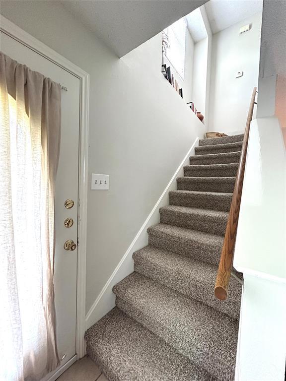 Building Photo - 13204 Saxby Ct