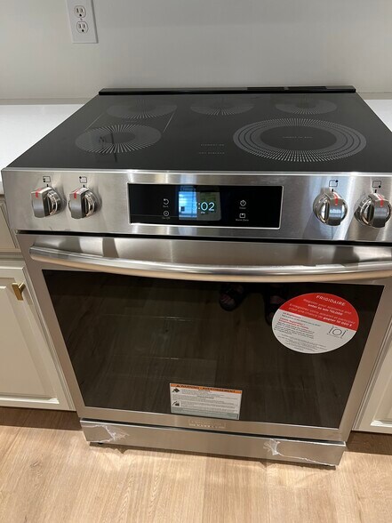 Building Photo - 317 W Taylor St