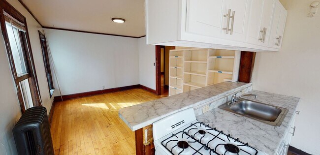 Building Photo - Bassett &amp; Wash, LLC 515 WW