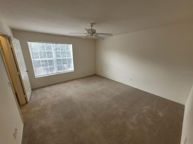 Building Photo - 36137 Lake Chase Blvd