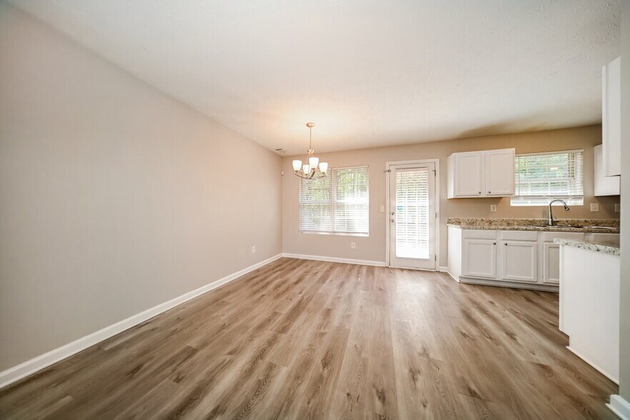 Building Photo - 5200 Tussahaw Crossing