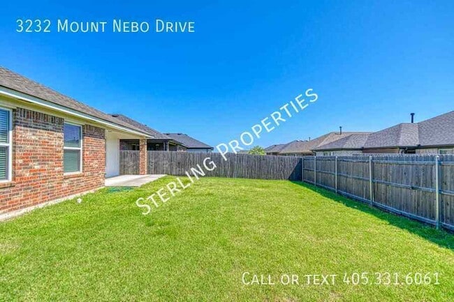 Building Photo - 3232 Mt Nebo Dr