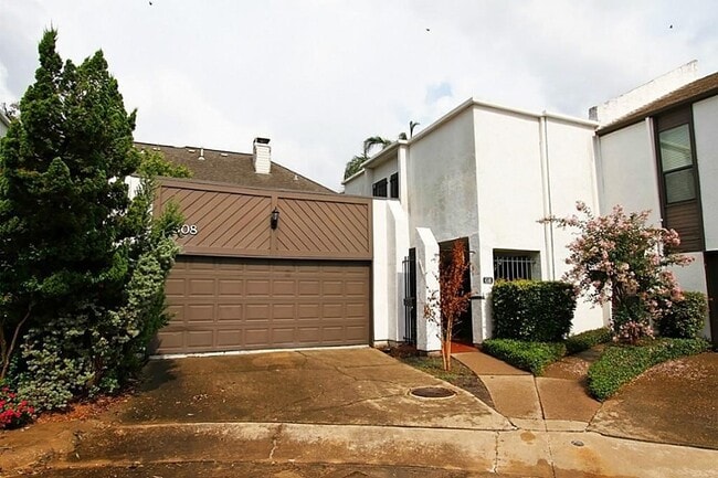 Building Photo - 4508 Medinah Pl