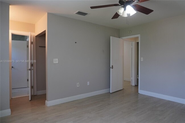 Building Photo - 9132 SW 148th Ct