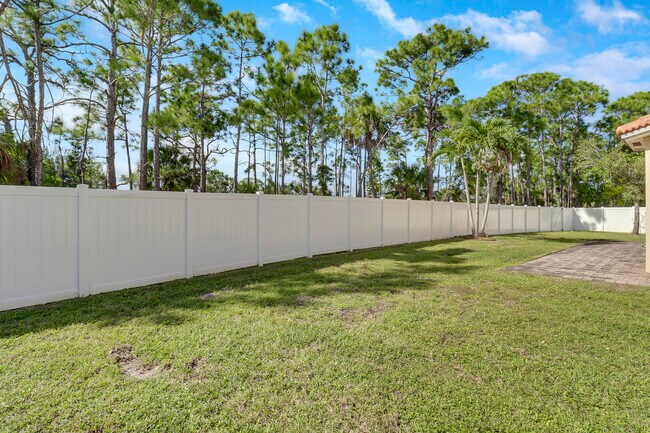 Building Photo - 6325 Spring Lake Terrace