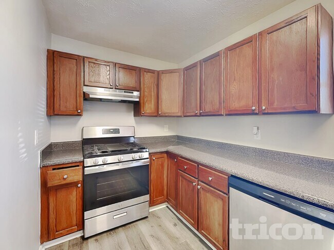 Building Photo - 868 Ashwood Crossing