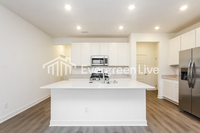 Building Photo - 936 Penrose Pl