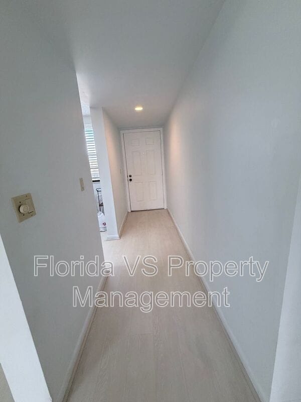 Building Photo - 3511 Village Blvd