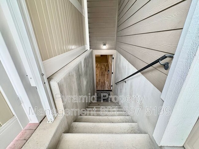 Building Photo - 3448 Wally Wy