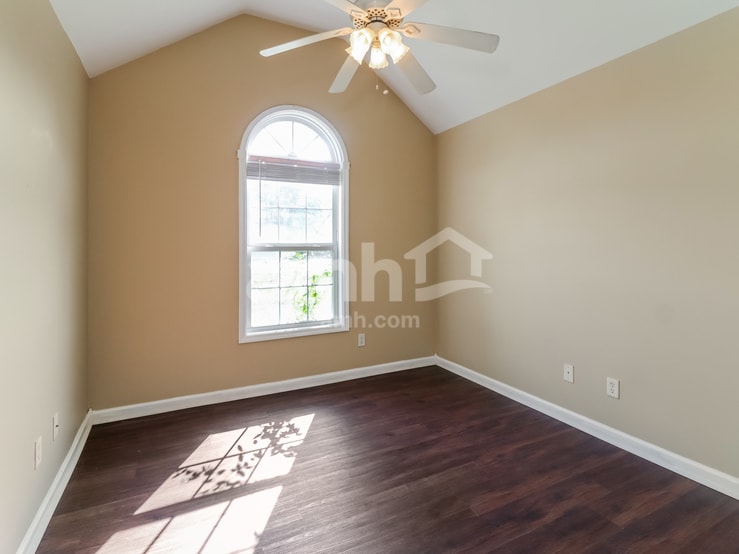 Building Photo - 61 Wintergreen Dr