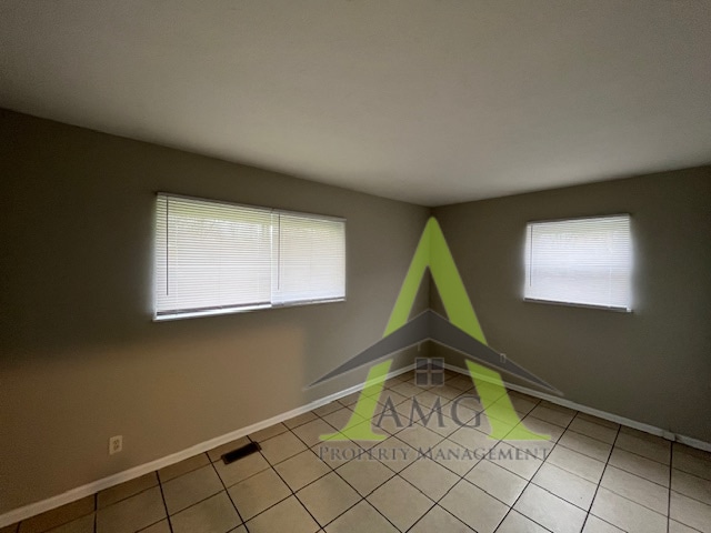 Building Photo - 4111 Arborcrest Dr