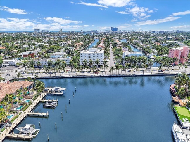 Building Photo - 1770 E Las Olas Blvd