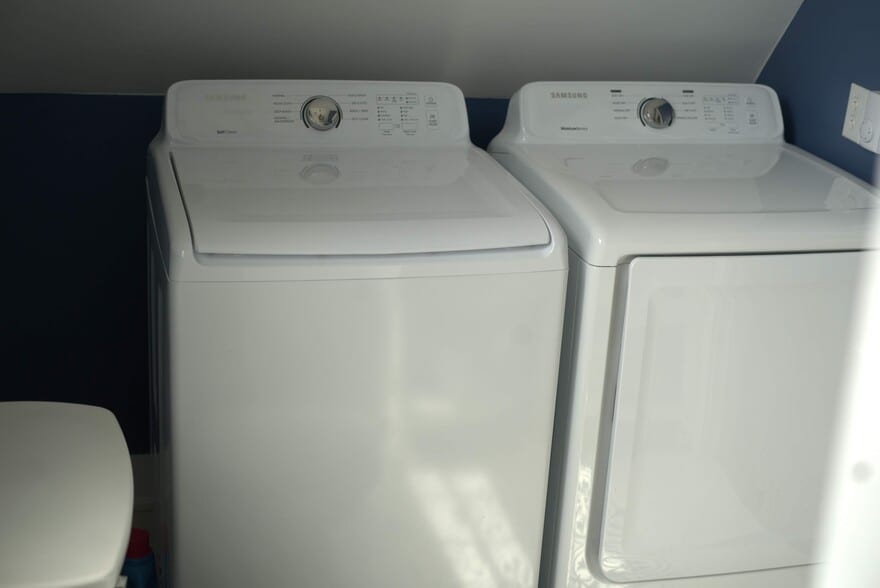 Building Photo - 7144 N Delaware Ave