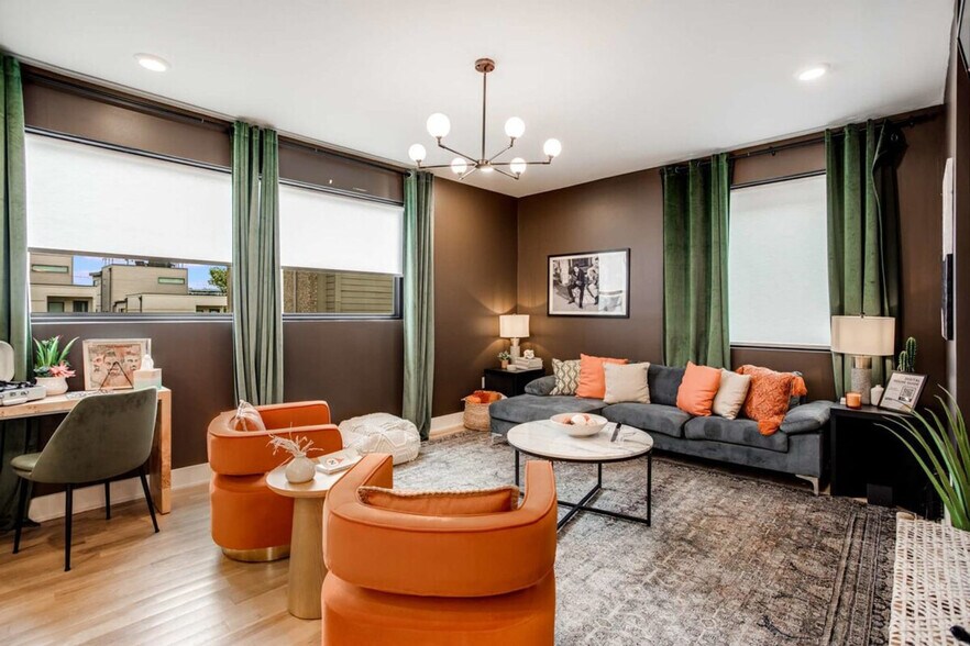 Building Photo - 1011 12th Ave S