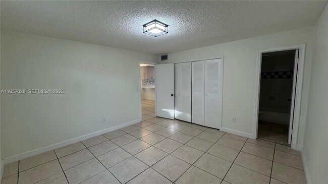 Building Photo - 4111 Stirling Rd