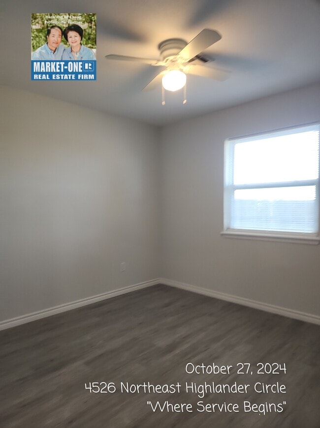Building Photo - 4526 NE Highlander Cir