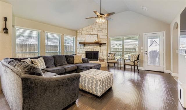 Building Photo - 4720 Water Lily Ln