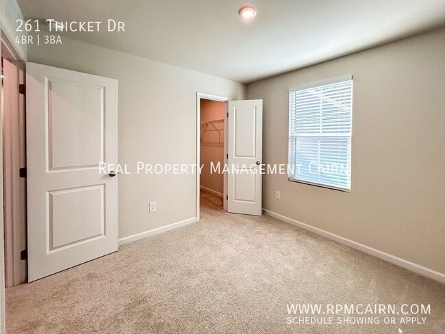 Building Photo - 261 Thicket Dr