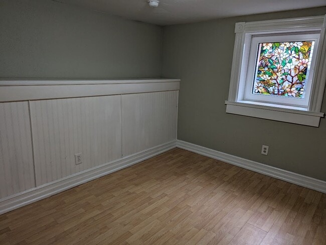 Building Photo - JL1-TFS
