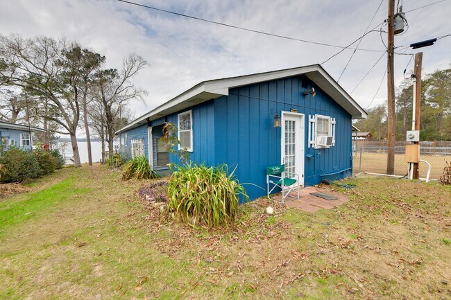 Building Photo - 145 Sunflower Ct