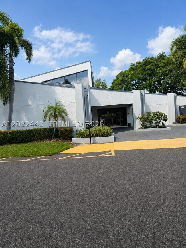 Building Photo - 8350 Sands Point Blvd