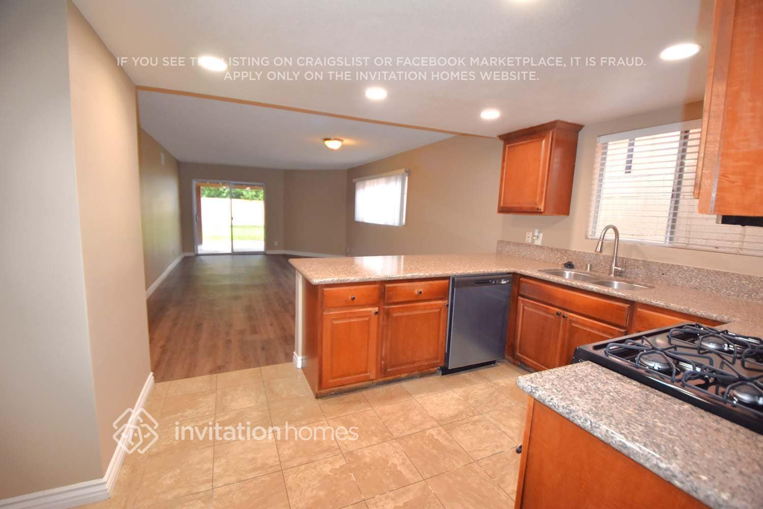 Building Photo - 9532 San Miguel Ave