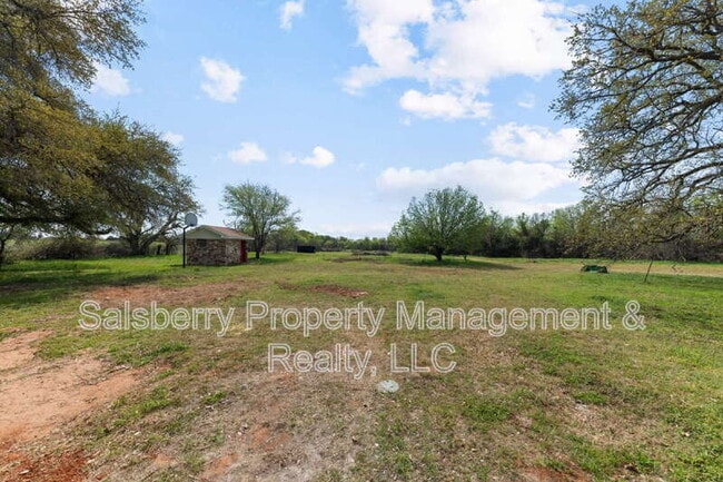 Building Photo - 3137 FM200