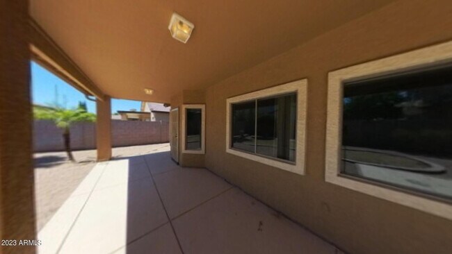 Building Photo - 495 N Bluejay Dr