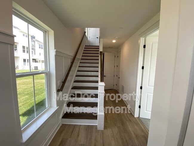Building Photo - 4815 Jackson Village Pky