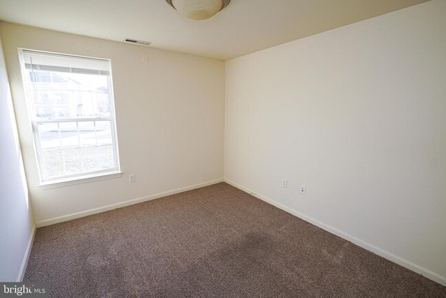 Building Photo - 30630 Umes Blvd