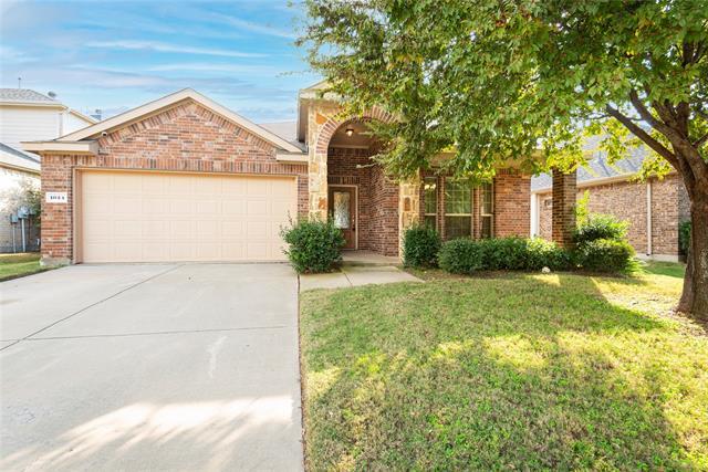Primary Photo - 1024 Lake Hollow Dr
