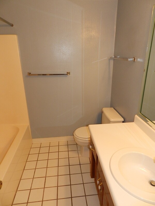 Building Photo - 4995 Pattock Pl