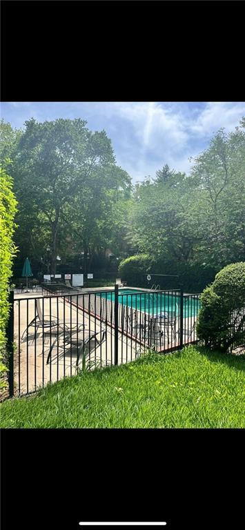 Building Photo - 1381 Normandy Dr NE