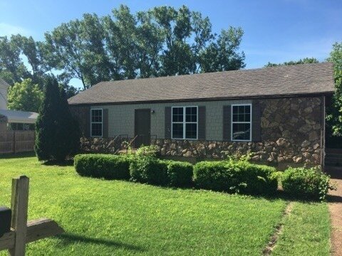 Building Photo - 4823 Shadowlawn Dr