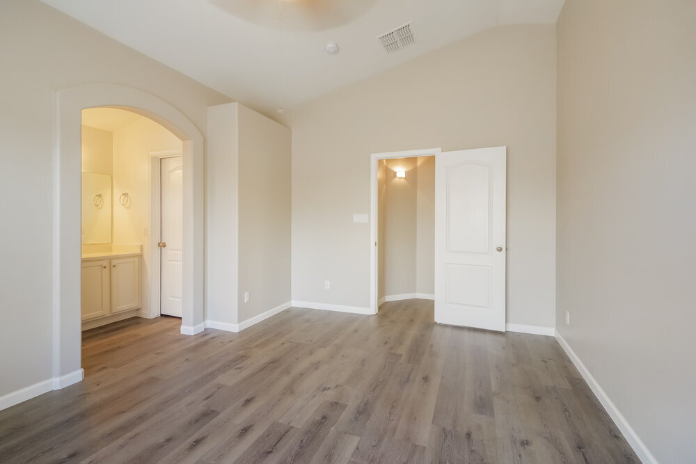 Building Photo - 13284 W Port Au Prince Ln