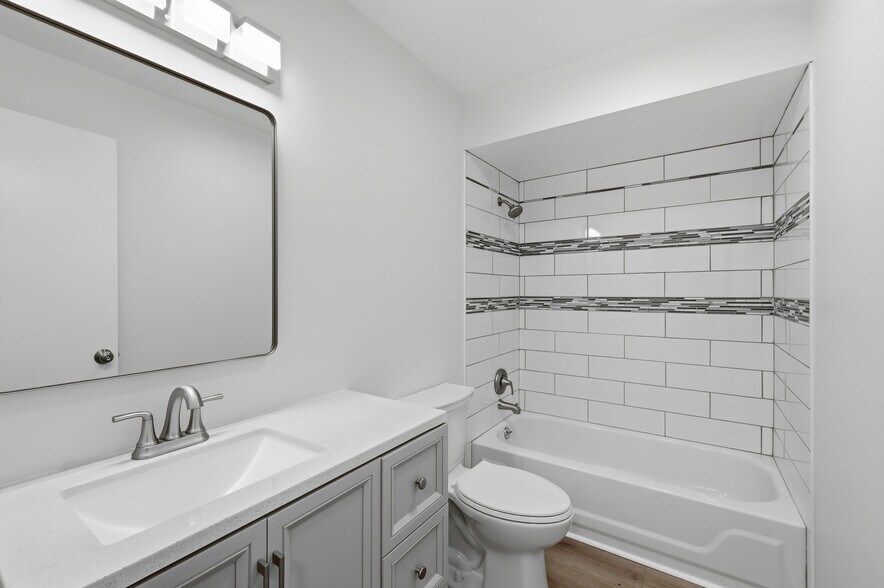 Building Photo - 849 Pear Tree Ln