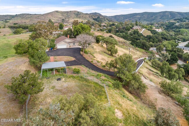 Building Photo - 167 Rimrock Rd