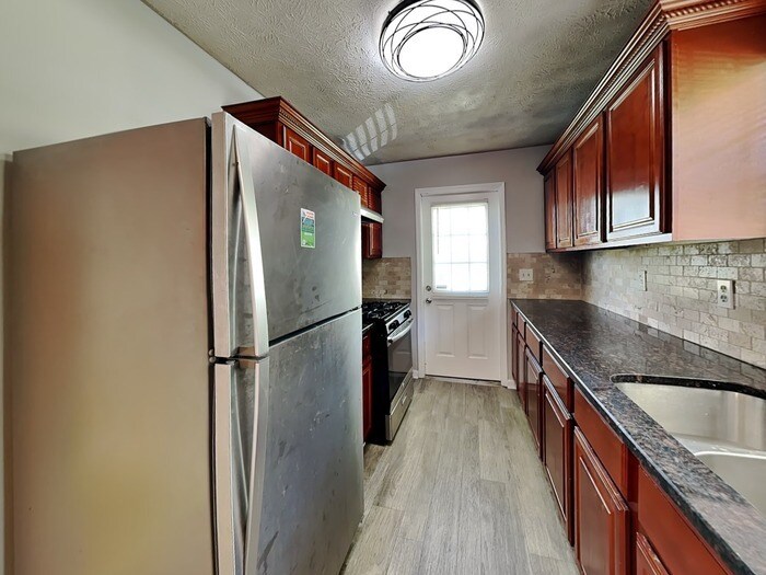 Building Photo - 1749 Big Valley Way