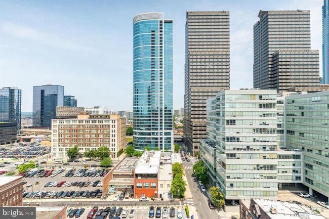 Building Photo - 2101 Chestnut St