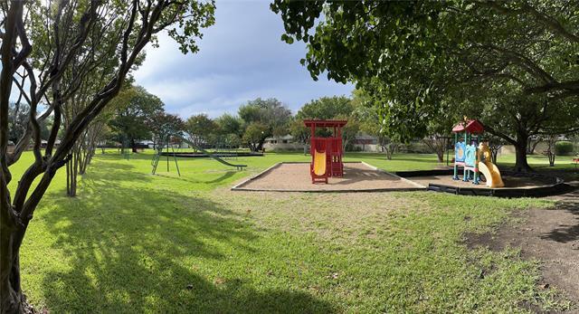 Building Photo - 15621 Terrace Lawn Cir