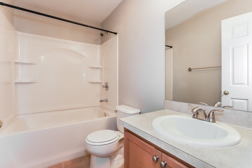 Building Photo - 3128 Royal Tuscan Ln