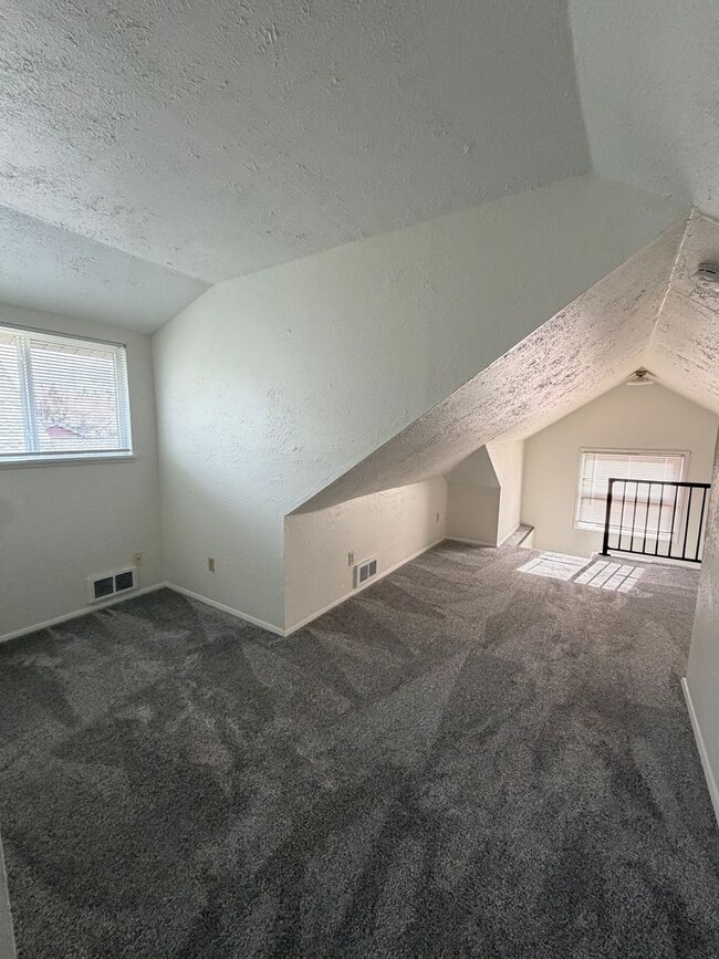 Building Photo - 408 Barksdale Ave