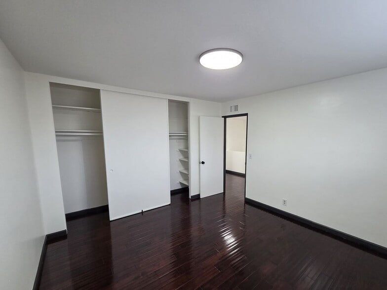 Building Photo - 16732 Busby Ln