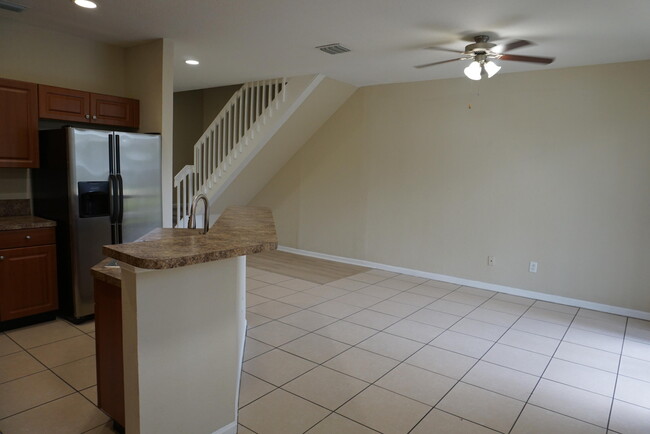 Building Photo - 971 Tortuga Dr