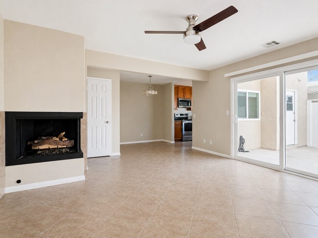 Building Photo - 1354 Evergreen Dr