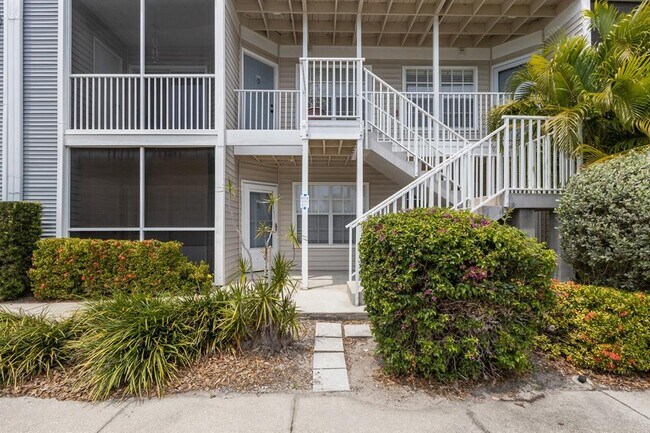 Building Photo - 850 S Tamiami Trl
