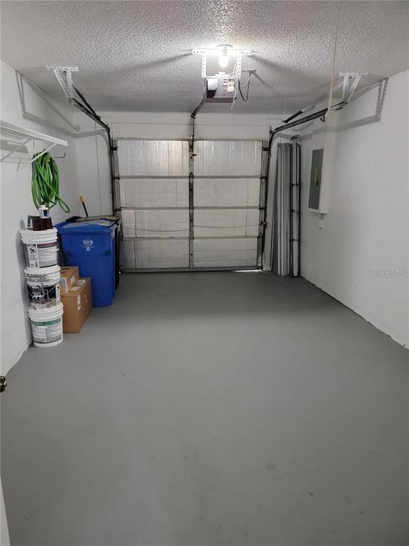 Building Photo - 18318 Aintree Ct