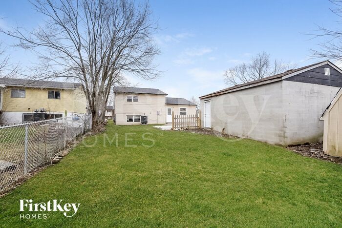 Building Photo - 3545 Malabar St
